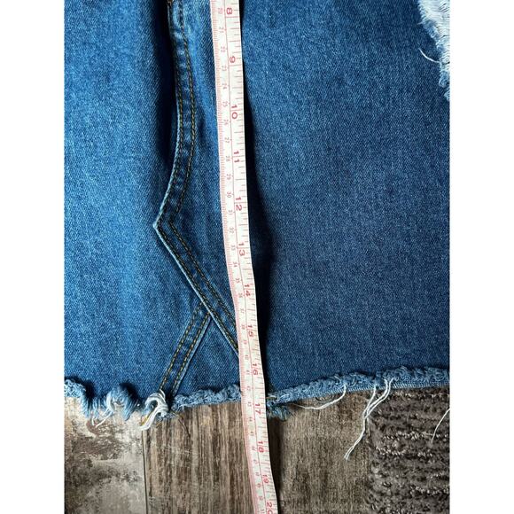 Pretty Little Things Distressed Denim Skirt.  Size 10 - Picture 4 of 6